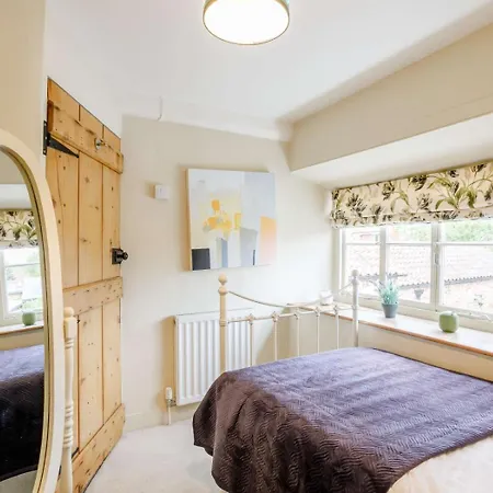 3 Bed In Oc-82891 Nyaraló Helmsley